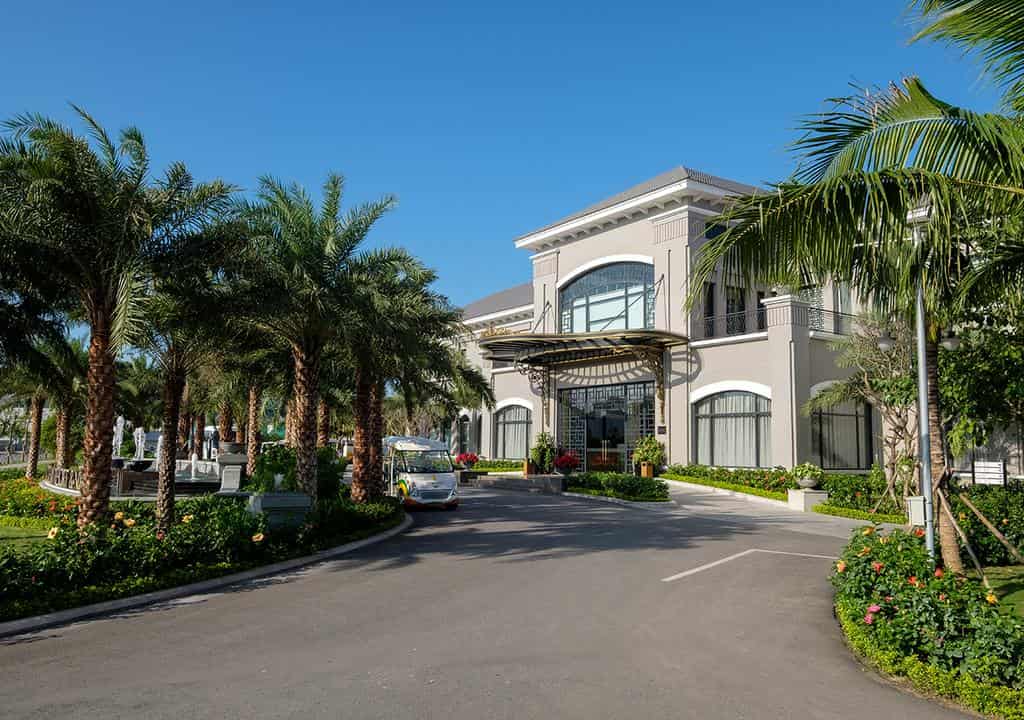 Resort Hạng Sang Thích Hợp Nghỉ Dưỡng Tại Đà Nẵng