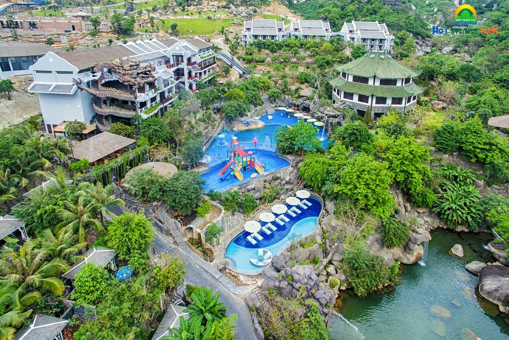 Khách Sạn ở Bà Nà Hill Đà Nẵng - Ebisu Onsen Resort 