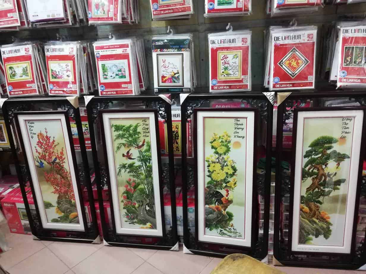 cửa hàng bán tranh thêu chữ thập ở Đà Nẵng