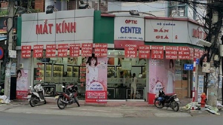 Cửa hàng mắt kính Á Âu - Shop mắt kính chất lượng tại Đà Nẵng