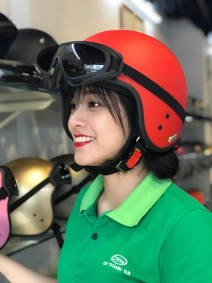 cửa hàng bán mũ bảo hiểm Đà Nẵng