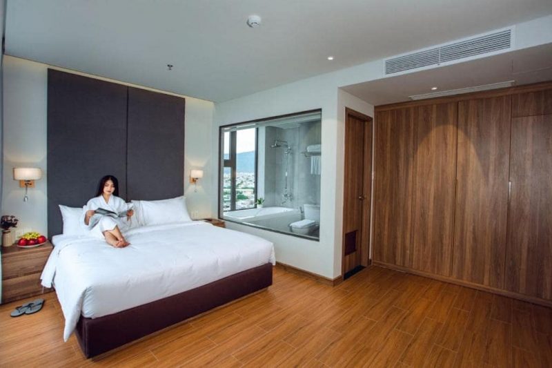 phòng ngủ của khách sạn gần sông hàn đà nẵng