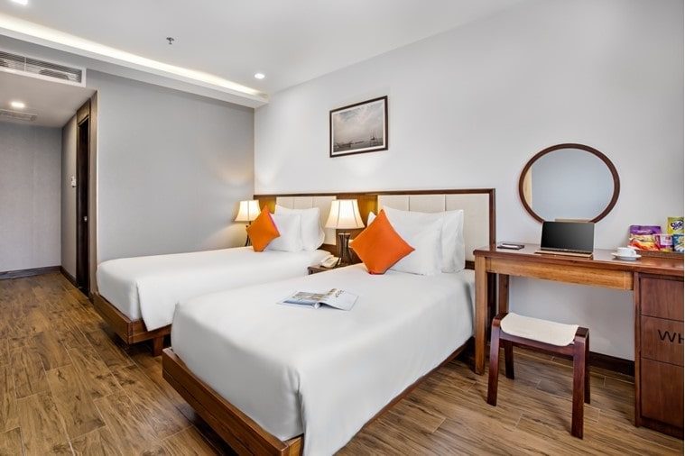 phòng ngủ tại khách sạn 4 sao đà nẵng gần sông hàn