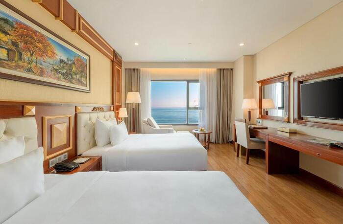 khách sạn 5 sao đà nẵng gần biển mỹ khê
